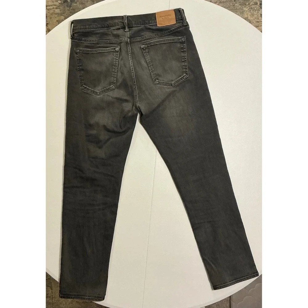 Abercrombie Fitch Men Gray Straight Stretch Jeans Size 33x34 (fits 32x30)‎
